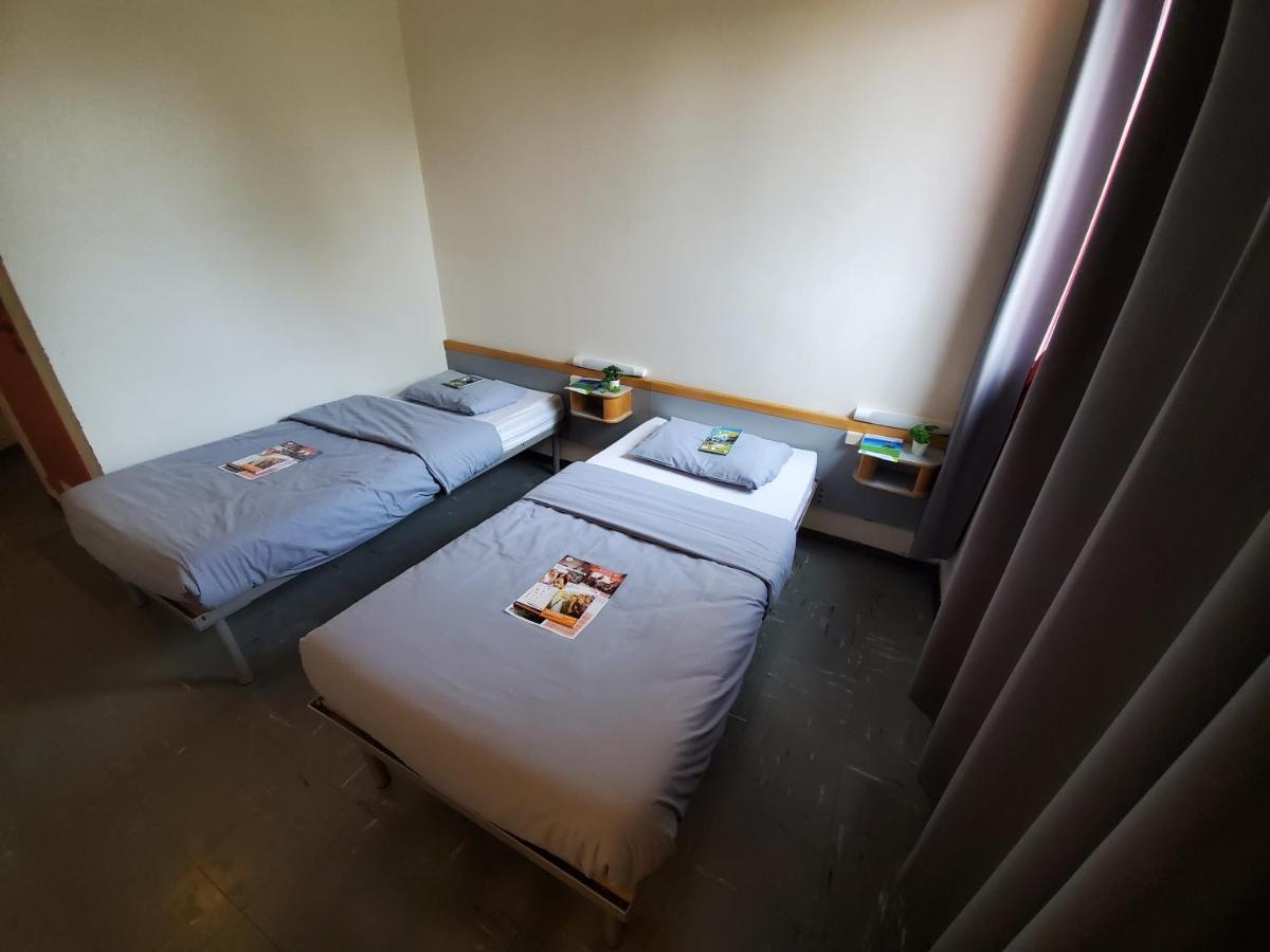 Auberge De Jeunesse Hi Strasbourg 2 Rives Экстерьер фото