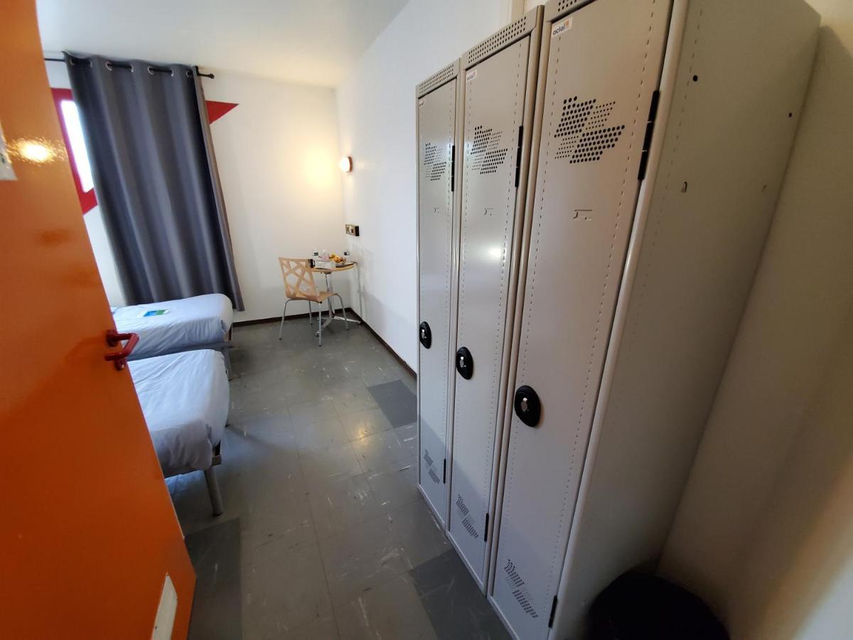Auberge De Jeunesse Hi Strasbourg 2 Rives Экстерьер фото
